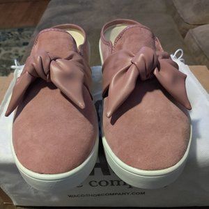 Spenco Orthotic Suede Bow Mules - Barbados